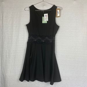 NWT about a girl Women's Size Medium Black Poly Blend Dress Sheer @ Waist #428